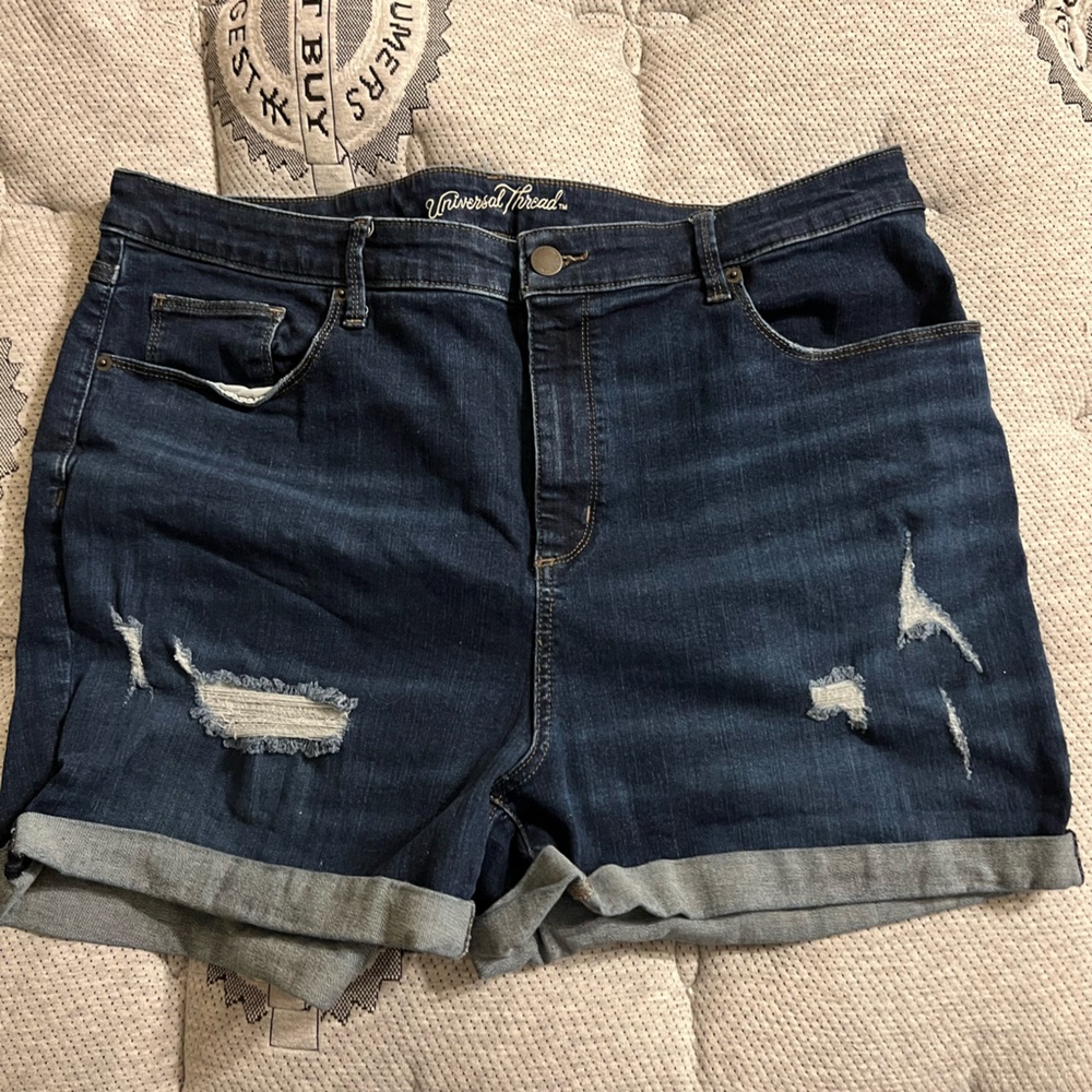 Universal Thread 20 Distressed Denim Shorts